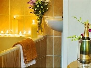 Montgomery'S Hotel Honiton Esterno foto