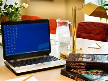 Montgomery'S Hotel Honiton Esterno foto